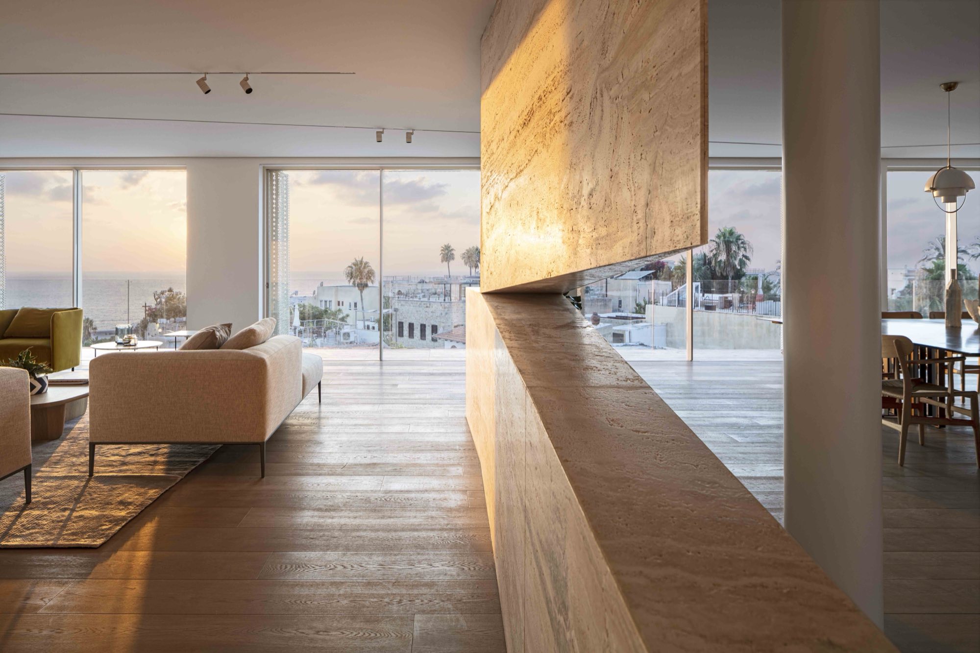 The Jaffa Hotel｜イスラエル・テルアビブ／ヤッファ — panoramah! 採用事例（設計：John Pawson + Ramy Gill（内装: Pitsou Kedem + Baranowitz Goldberg））