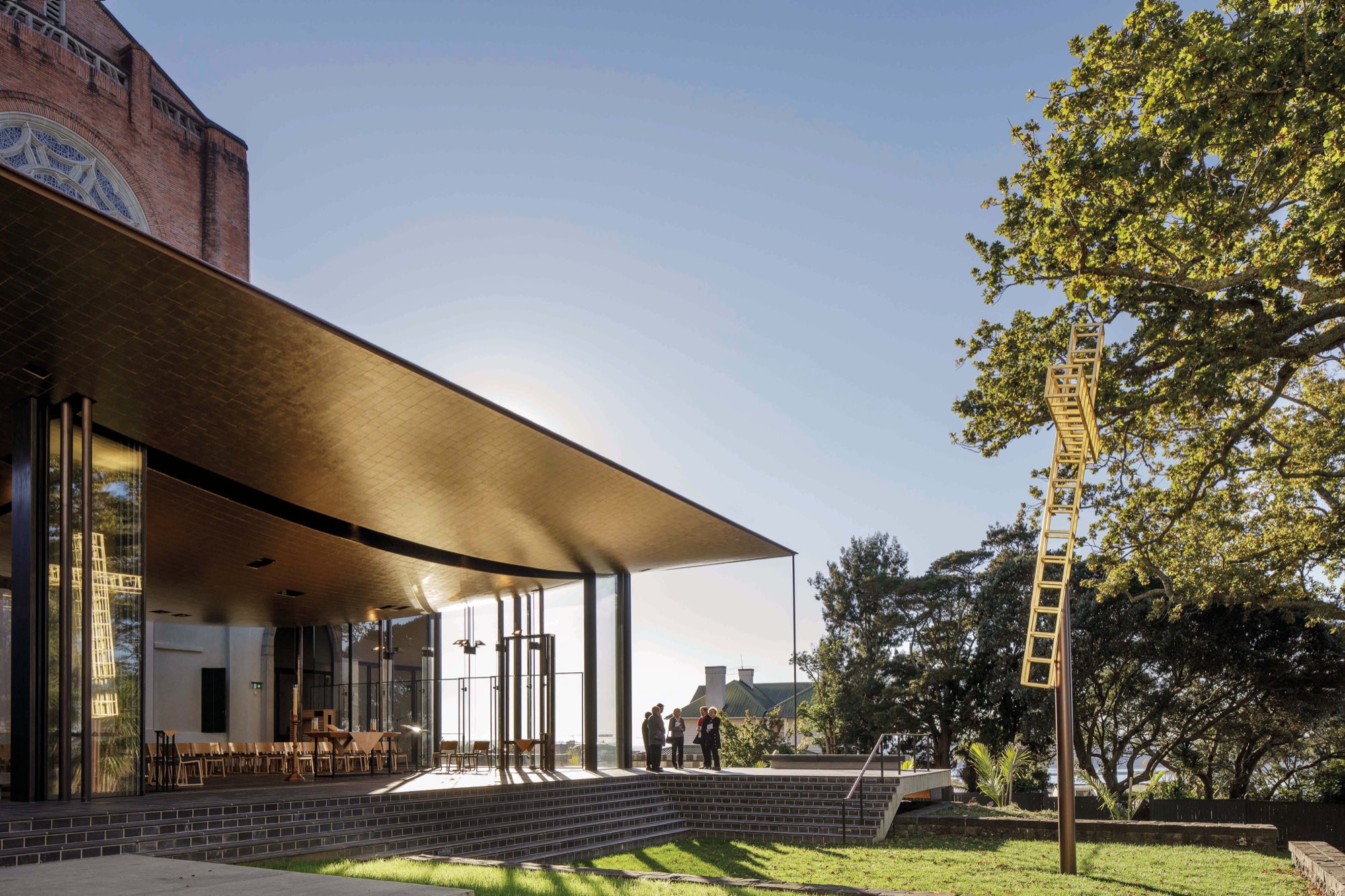 Bishop Selwyn Chapel｜ニュージーランド・オークランド — panoramah! ah!38 採用事例（設計：Fearon Hay Architects）