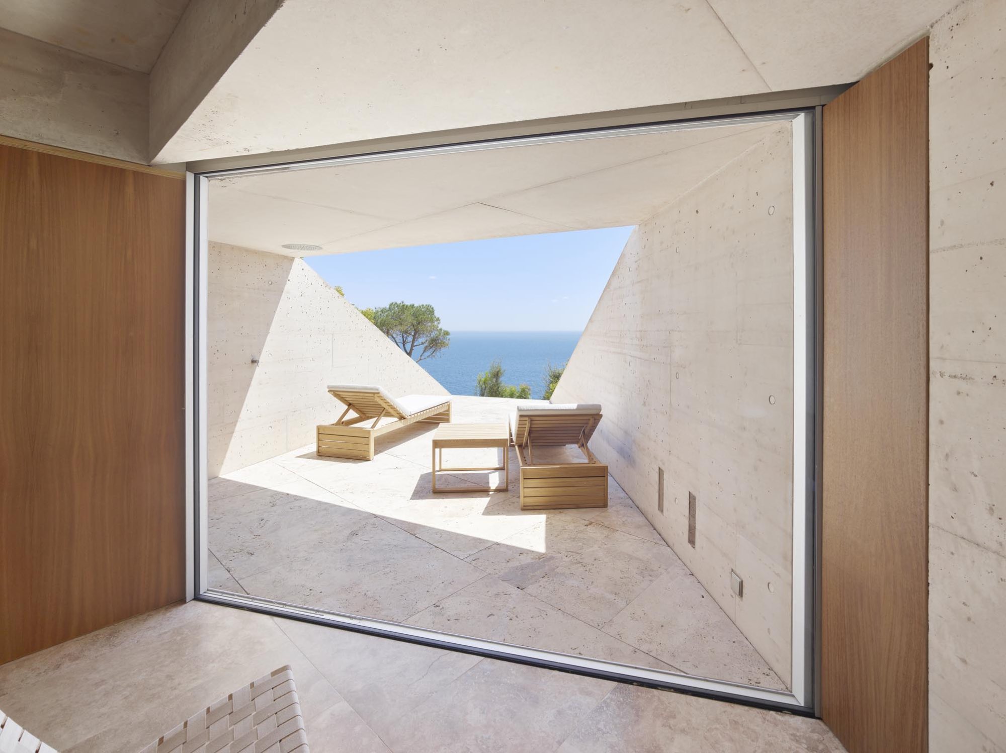 House on the Mediterranean Coast｜スペイン・地中海沿岸 — panoramah! 採用事例（設計：Nieto Sobejano Arquitectos）