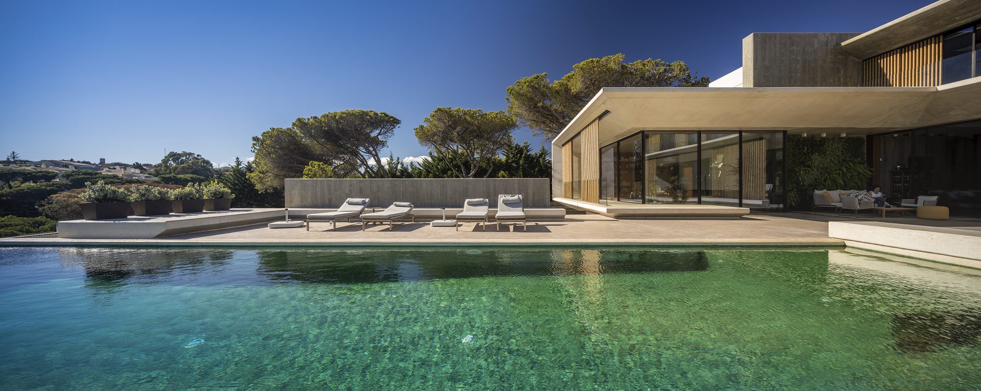 House in Cascais｜ポルトガル・カスカイス — panoramah! 採用事例（設計：OPENBOOK Architecture）