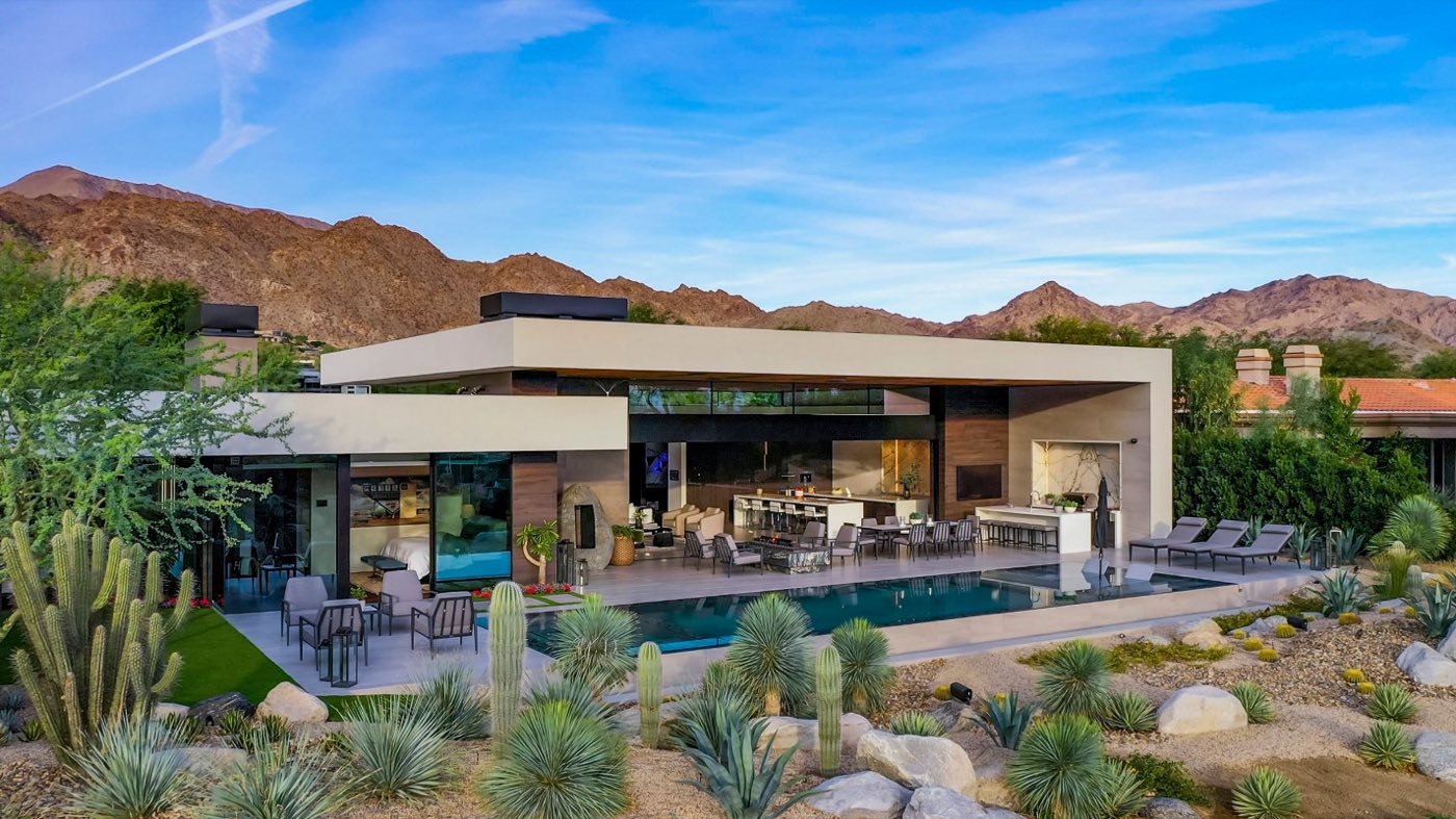 Bighorn House｜アメリカ・カリフォルニア州パームデザート — panoramah! 採用事例（設計：Whipple Russell Architects）